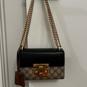 Gucci padlock leather shoulder bag